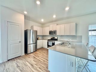 6533 Strelitzia CV, Round Rock, TX 78665