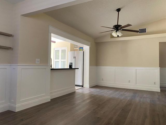 1057 SW Spruce Street, Palm City, FL 34990