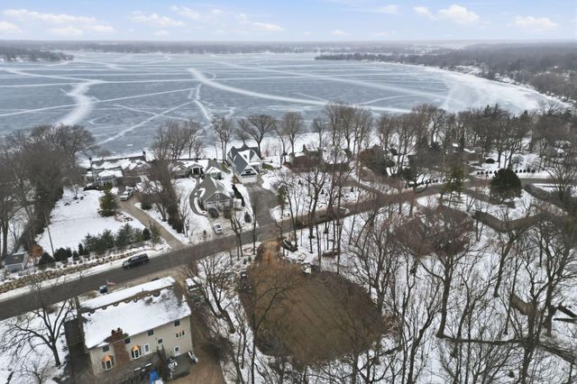 25725 Birch Bluff Road, Excelsior, MN 55331