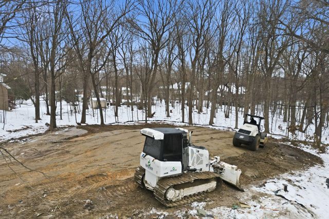 25725 Birch Bluff Road, Excelsior, MN 55331