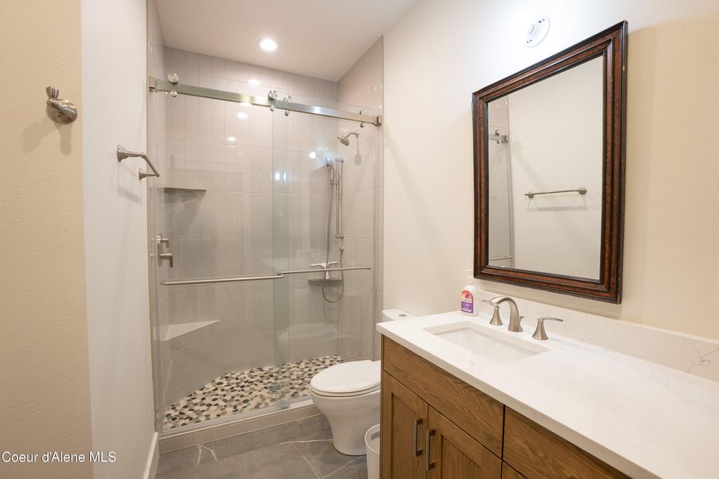 893 Pinnacle, Bonners Ferry, ID 83805 photo 29