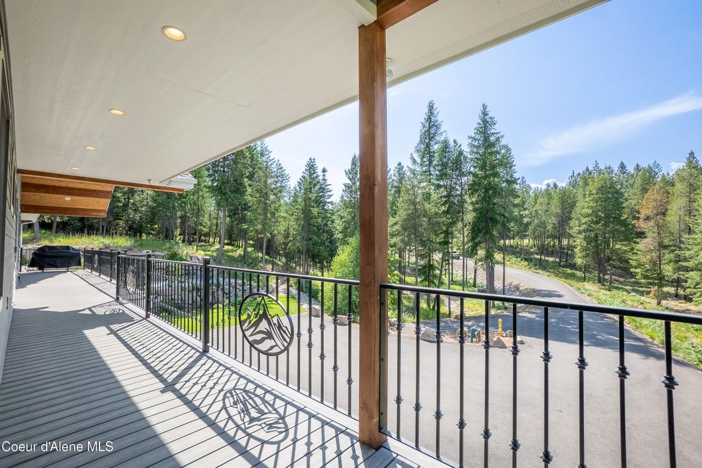893 Pinnacle, Bonners Ferry, ID 83805 photo 39