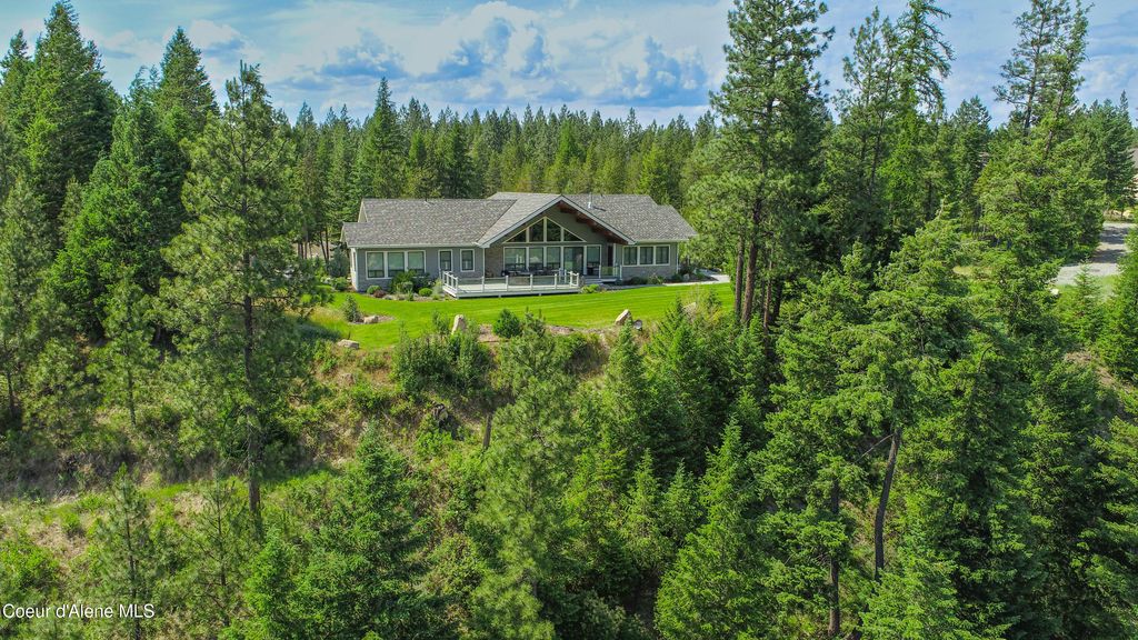 893 Pinnacle, Bonners Ferry, ID 83805 photo 4