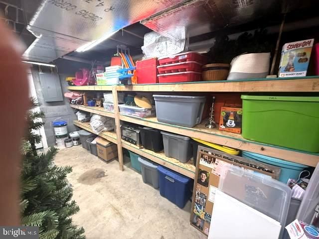 1024 CRESTVIEW AVE, Reading, PA 19607