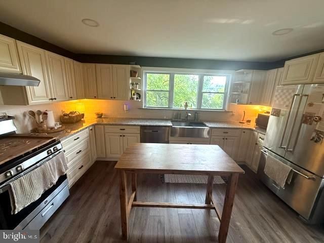 1024 CRESTVIEW AVE, Reading, PA 19607