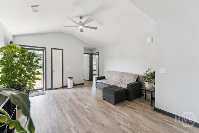 28 Twin Oaks Place, Savannah, GA 31407