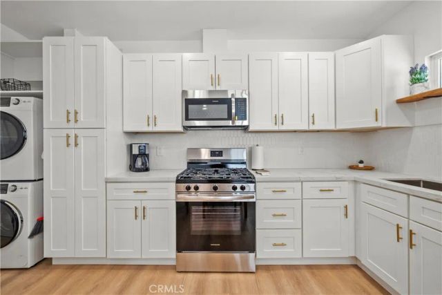 20127 Citronia, Chatsworth, CA 91311