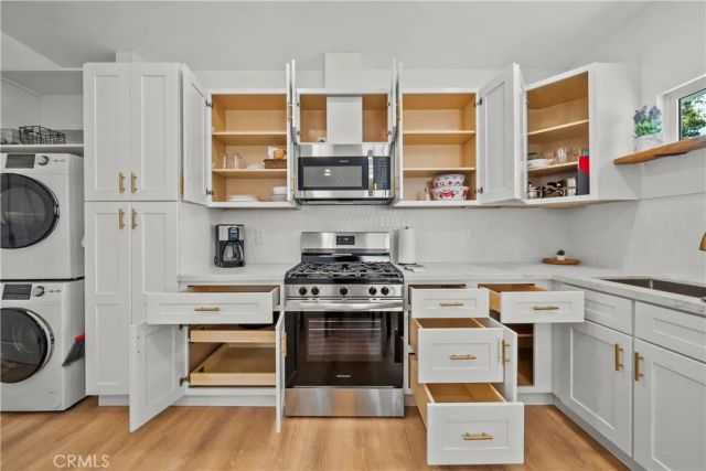 20127 Citronia, Chatsworth, CA 91311