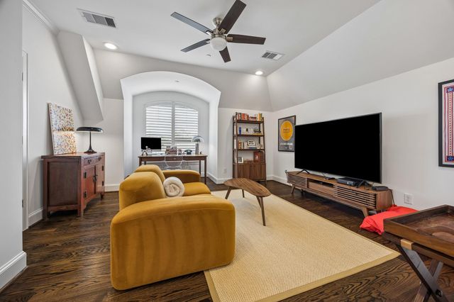 1211 Wynden Commons Lane, Houston, TX 77056