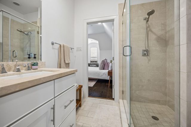 1211 Wynden Commons Lane, Houston, TX 77056