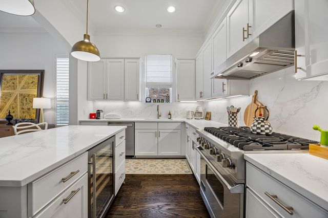 1211 Wynden Commons Lane, Houston, TX 77056