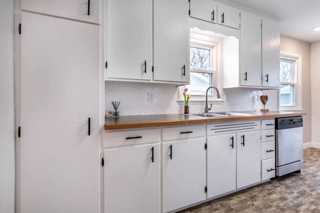 1510 15th Street S, Fargo, ND 58103