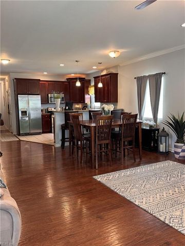 904 Cascade BLVD, Chesapeake, VA 23324