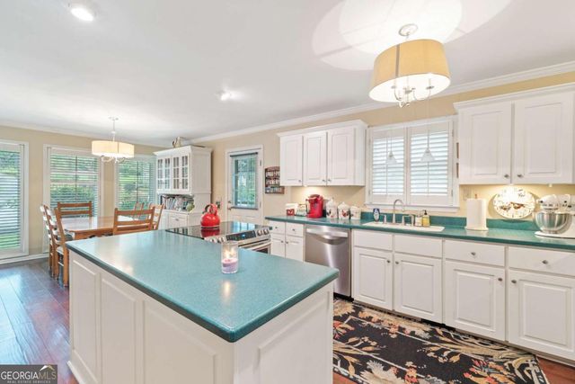 221 Commodore Drive NW, Milledgeville, GA 31061