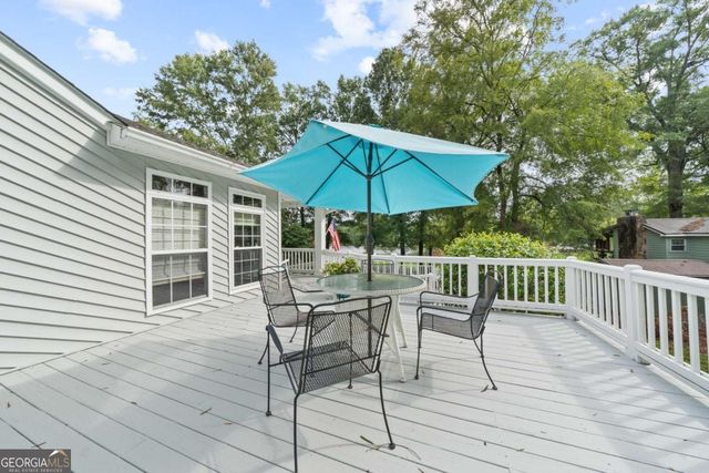 221 Commodore Drive NW, Milledgeville, GA 31061