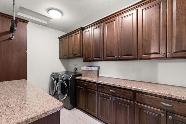 3396 Kings Point Road, Excelsior, MN 55331