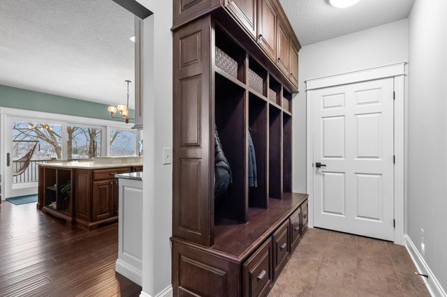 3396 Kings Point Road, Excelsior, MN 55331