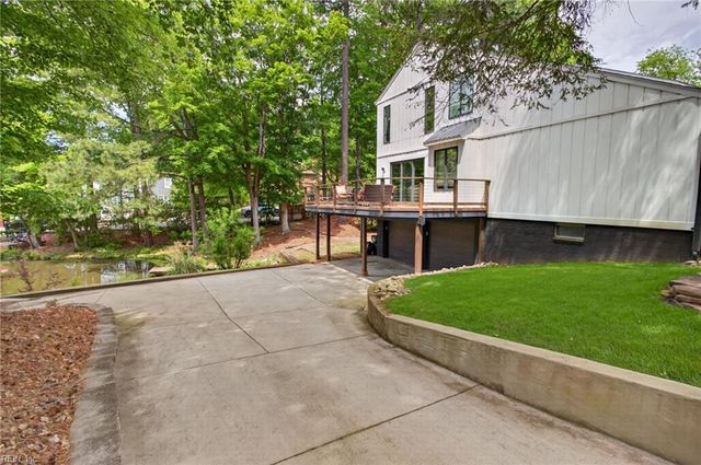 5 Valentine CT, Newport News, VA 23606