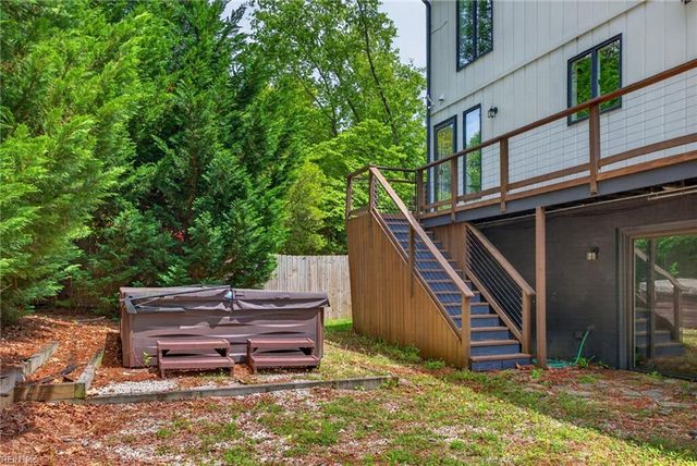 5 Valentine CT, Newport News, VA 23606
