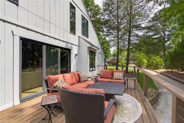 5 Valentine CT, Newport News, VA 23606