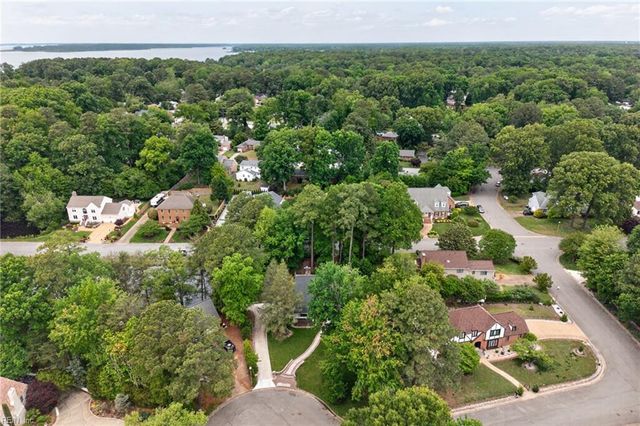 5 Valentine CT, Newport News, VA 23606