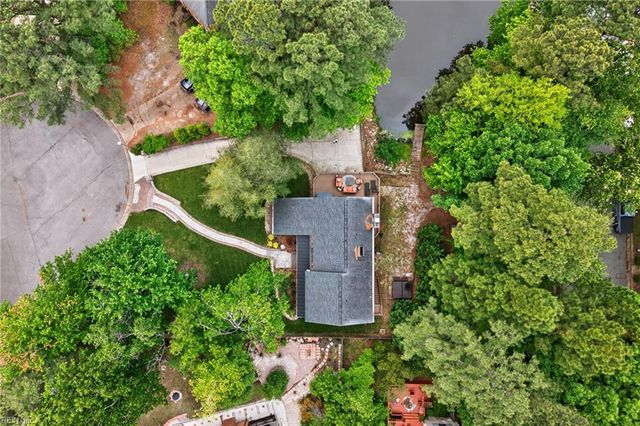 5 Valentine CT, Newport News, VA 23606