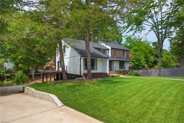 5 Valentine CT, Newport News, VA 23606