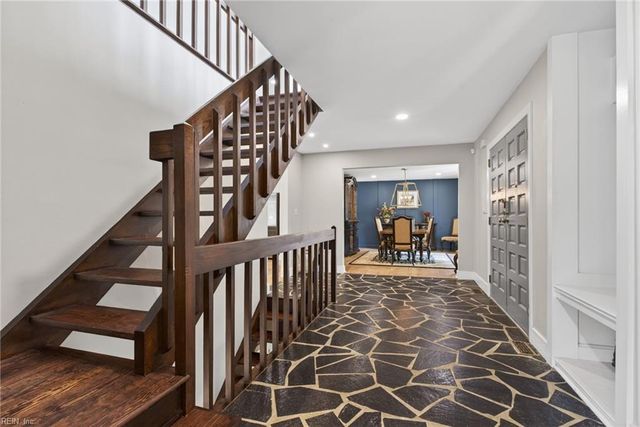 5 Valentine CT, Newport News, VA 23606