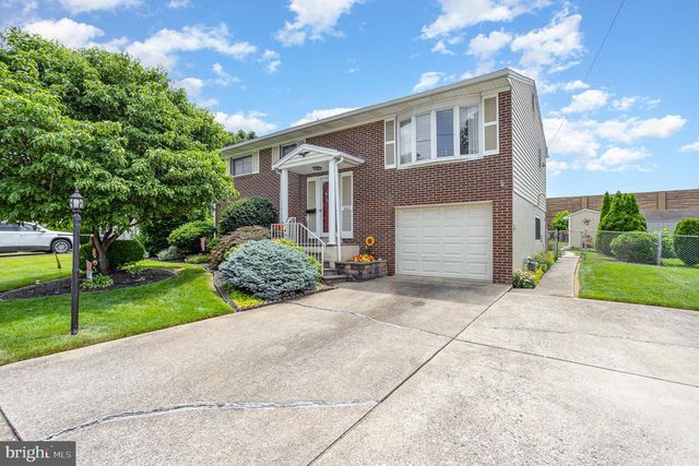 4622 S CLEARVIEW DR, Camp Hill, PA 17011