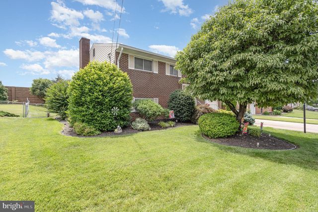4622 S CLEARVIEW DR, Camp Hill, PA 17011