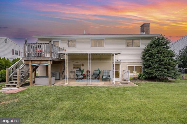 4622 S CLEARVIEW DR, Camp Hill, PA 17011