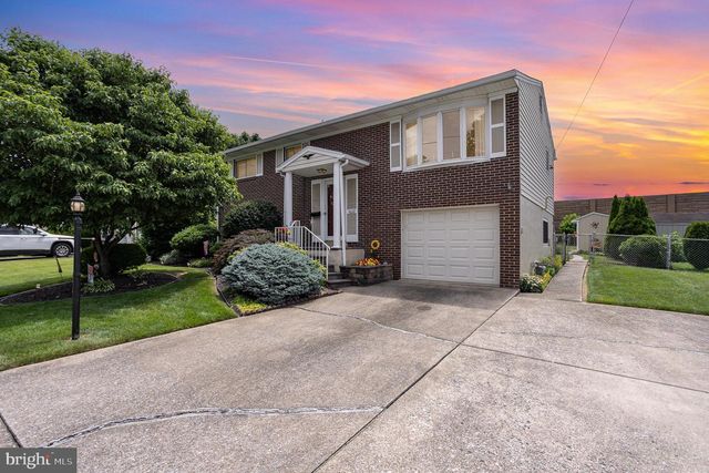 4622 S CLEARVIEW DR, Camp Hill, PA 17011