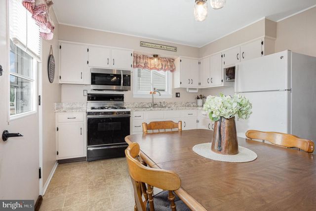4622 S CLEARVIEW DR, Camp Hill, PA 17011