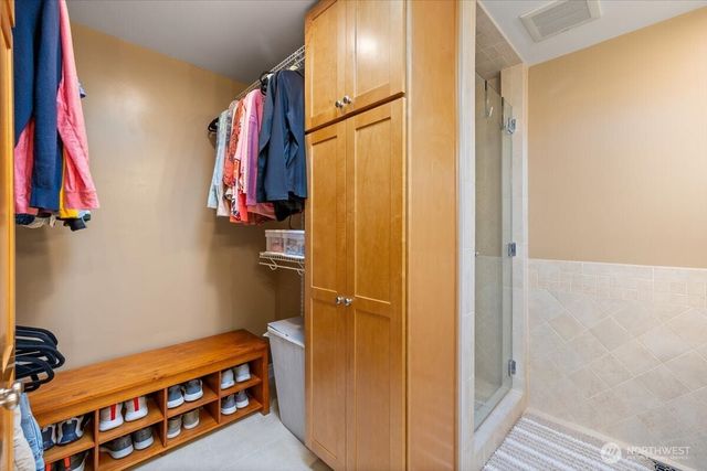 10503 158th Avenue NE, Redmond, WA 98052
