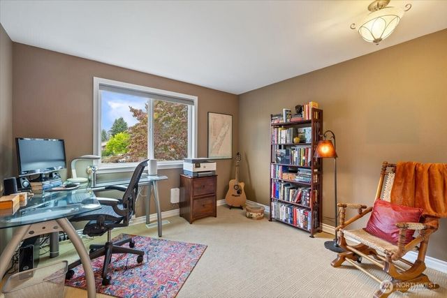 10503 158th Avenue NE, Redmond, WA 98052