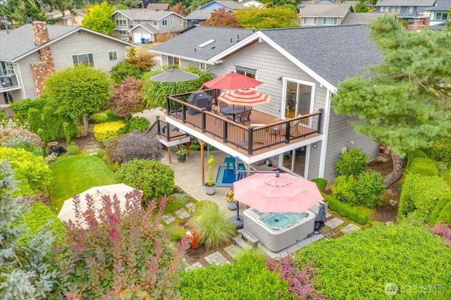 10503 158th Avenue NE, Redmond, WA 98052