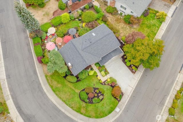 10503 158th Avenue NE, Redmond, WA 98052