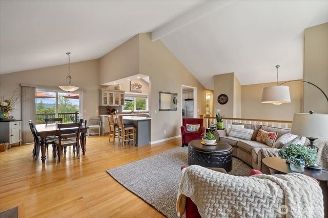 10503 158th Avenue NE, Redmond, WA 98052