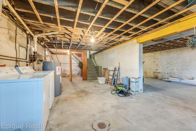 10091 N Genesee Road, Thetford Township, MI 48458
