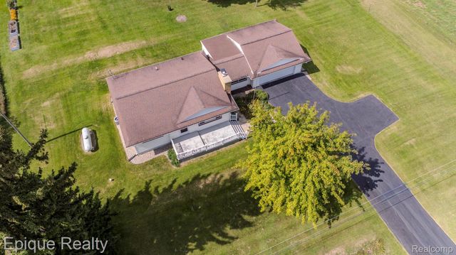 10091 N Genesee Road, Thetford Township, MI 48458