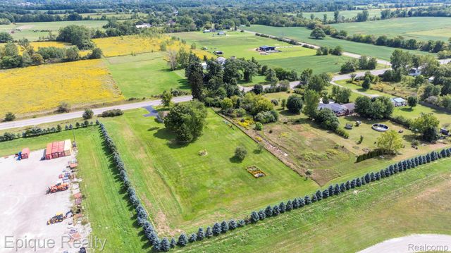 10091 N Genesee Road, Thetford Township, MI 48458