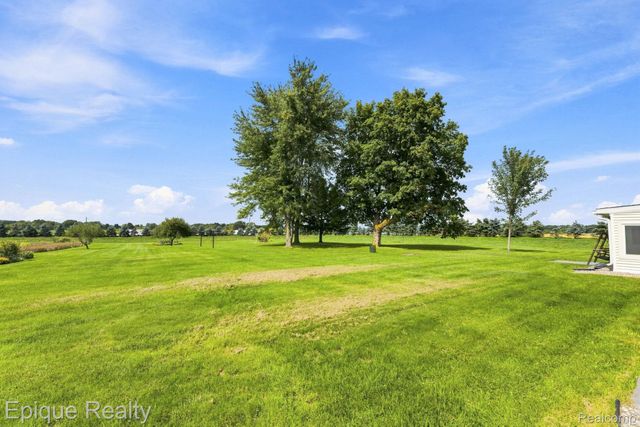10091 N Genesee Road, Thetford Township, MI 48458