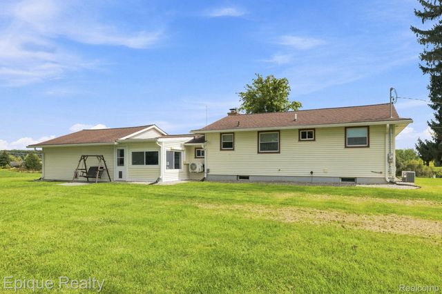 10091 N Genesee Road, Thetford Township, MI 48458