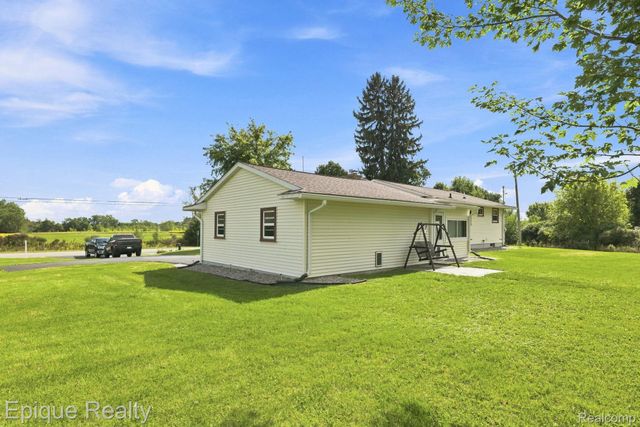 10091 N Genesee Road, Thetford Township, MI 48458