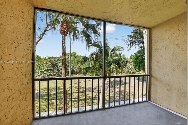 450 NW 20th St 2120, Boca Raton, FL 33431