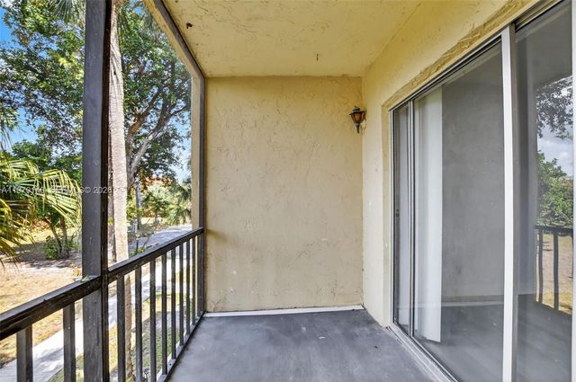 450 NW 20th St 2120, Boca Raton, FL 33431