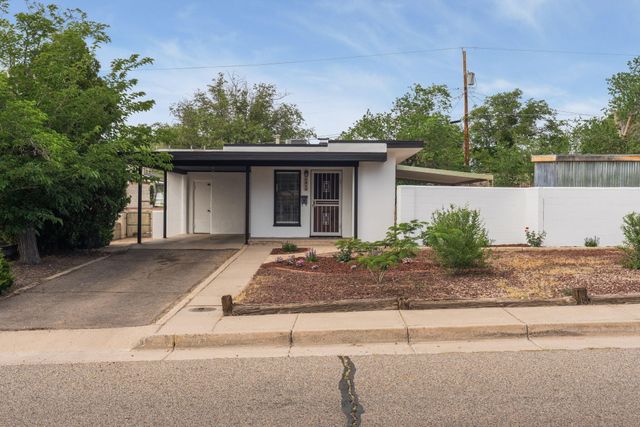 2913 San Joaquin Avenue SE, Albuquerque, NM 87106