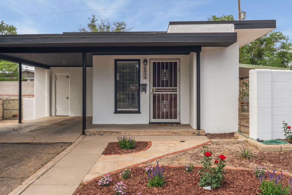 2913 San Joaquin Avenue SE, Albuquerque, NM 87106