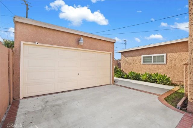 8319 S Van Ness, Inglewood, CA 90305