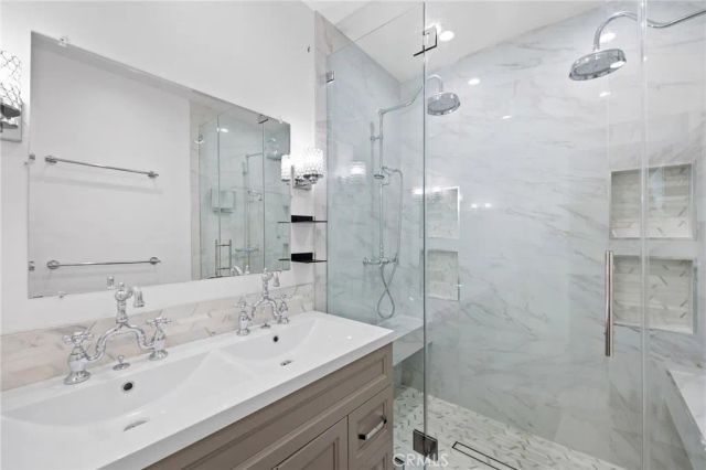 8319 S Van Ness, Inglewood, CA 90305